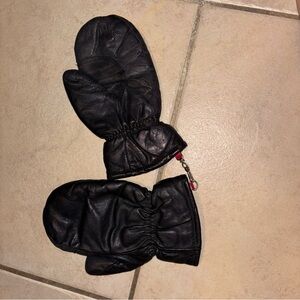 Vintage Weiss Black Leather Mittens with Red faux fur Lining